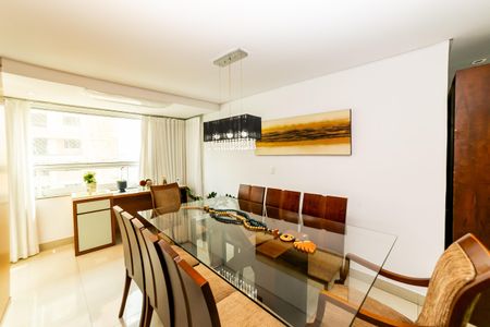 Apartamento à venda com 104m², 3 quartos e 3 vagas Apartamento à venda com 104m², 3 quartos e 3 vagasCopa