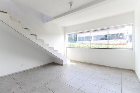 Casa para alugar com 125m², 3 quartos e 2 vagas Casa para alugar com 125m², 3 quartos e 2 vagasVaranda Quarto 3 - Suíte
