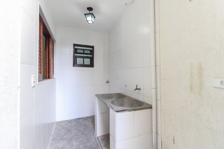 Casa para alugar com 125m², 3 quartos e 2 vagas Casa para alugar com 125m², 3 quartos e 2 vagasÁrea de Serviço