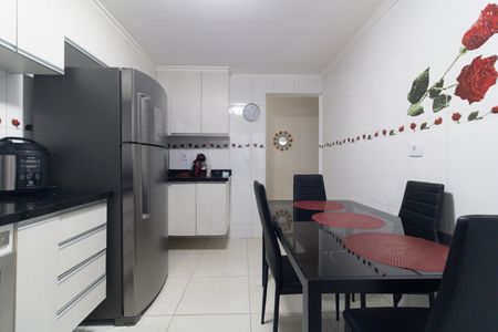Casa à venda com 242m², 3 quartos e 2 vagasCozinha 