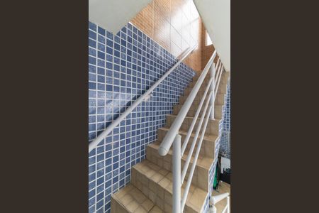Casa à venda com 242m², 3 quartos e 2 vagasEscada