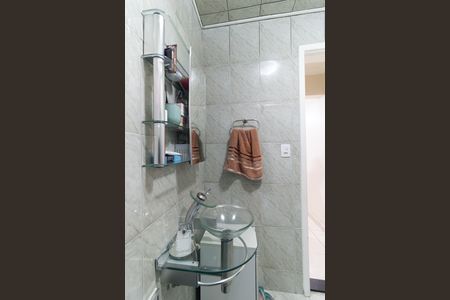 Casa à venda com 242m², 3 quartos e 2 vagasBanheiro