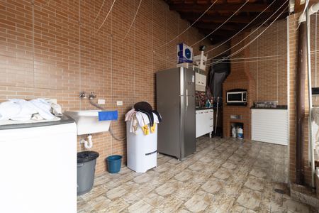 Casa à venda com 242m², 3 quartos e 2 vagasTerraço 
