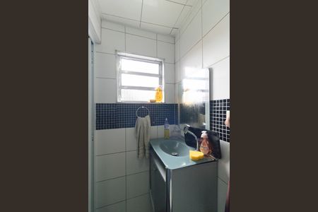 Casa à venda com 242m², 3 quartos e 2 vagasEdícula - Banheiro