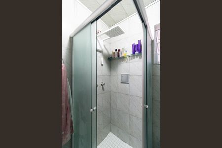 Casa à venda com 242m², 3 quartos e 2 vagasBanheiro