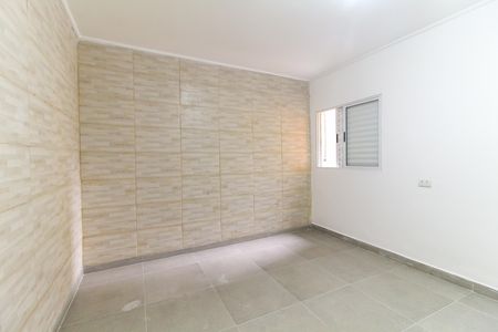 Quarto  de casa para alugar com 1 quarto, 40m² em Jardim Lajeado, São Paulo