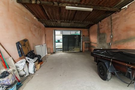Casa para alugar com 40m², 1 quarto e 1 vaga Casa para alugar com 40m², 1 quarto e 1 vagaGaragem