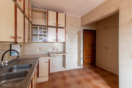 Apartamento à venda com 160m², 4 quartos e 1 vaga Apartamento à venda com 160m², 4 quartos e 1 vagaCozinha