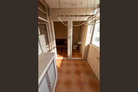 Apartamento à venda com 160m², 4 quartos e 1 vaga Apartamento à venda com 160m², 4 quartos e 1 vagaQuarto de Serviço