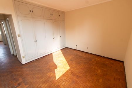 Apartamento à venda com 160m², 4 quartos e 1 vaga Apartamento à venda com 160m², 4 quartos e 1 vagaSuíte