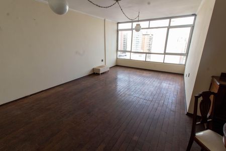 Apartamento à venda com 160m², 4 quartos e 1 vaga Apartamento à venda com 160m², 4 quartos e 1 vagaSala