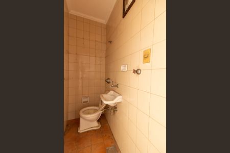 Apartamento à venda com 160m², 4 quartos e 1 vaga Apartamento à venda com 160m², 4 quartos e 1 vagaBanheiro de Serviço