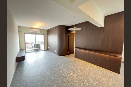 Apartamento à venda com 80m², 2 quartos e 1 vaga