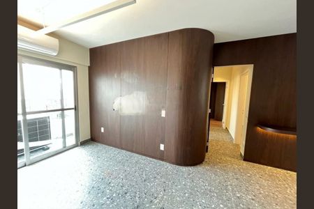Apartamento à venda com 80m², 2 quartos e 1 vaga