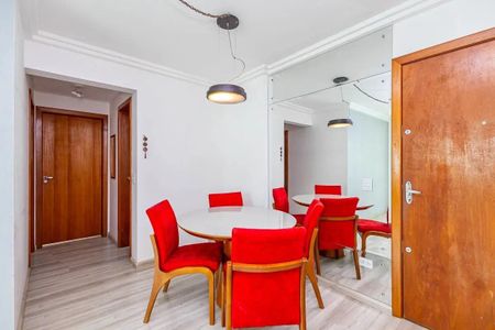 Apartamento para alugar com 99m², 2 quartos e 1 vagaSala