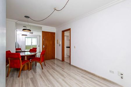 Sala de apartamento para alugar com 2 quartos, 99m² em Água Verde, Curitiba