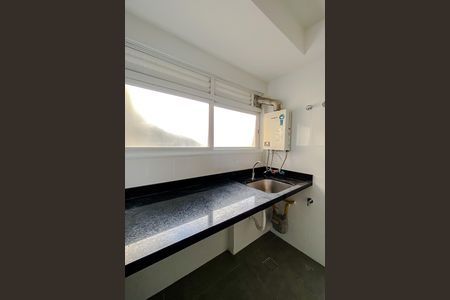Apartamento à venda com 104m², 4 quartos e 2 vagas Apartamento à venda com 104m², 4 quartos e 2 vagasÁrea de Serviço