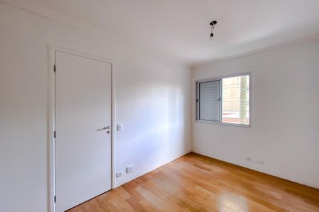 Apartamento à venda com 104m², 4 quartos e 2 vagas Apartamento à venda com 104m², 4 quartos e 2 vagasQuarto 3