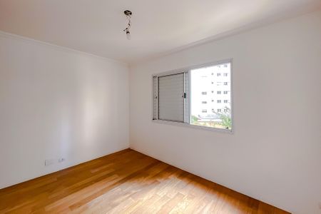 Apartamento à venda com 104m², 4 quartos e 2 vagas Apartamento à venda com 104m², 4 quartos e 2 vagasQuarto 1 - Suíte