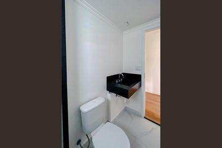 Apartamento à venda com 104m², 4 quartos e 2 vagas Apartamento à venda com 104m², 4 quartos e 2 vagasBanheiro da Suíte