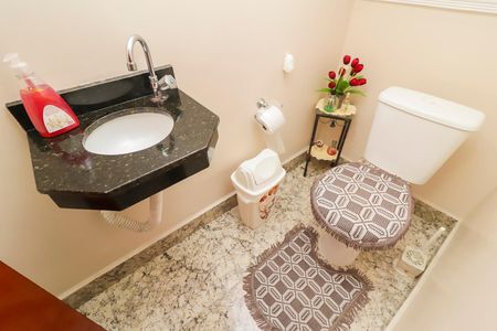 Casa à venda com 150m², 3 quartos e 5 vagasLavabo