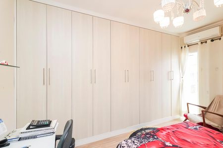 Casa à venda com 150m², 3 quartos e 5 vagasQuarto 1 - Suíte