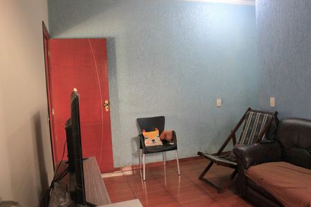 Casa à venda com 150m², 4 quartos e 2 vagasSala 01