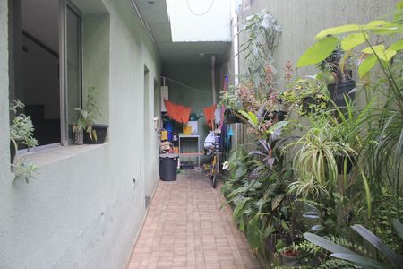 Casa à venda com 150m², 4 quartos e 2 vagasQuintal