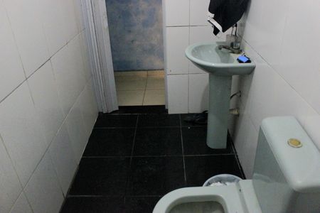 Casa à venda com 150m², 4 quartos e 2 vagasBanheiro 04