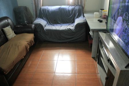 Casa à venda com 150m², 4 quartos e 2 vagasSala 01
