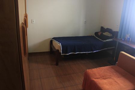 Casa à venda com 150m², 4 quartos e 2 vagasQuarto 2