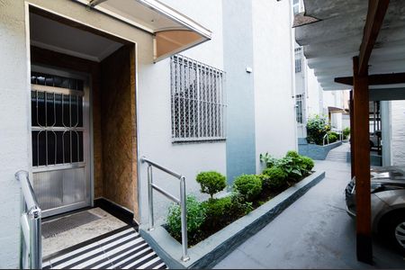 Apartamento para alugar com 55m², 2 quartos e 1 vagaEntrada do Bloco