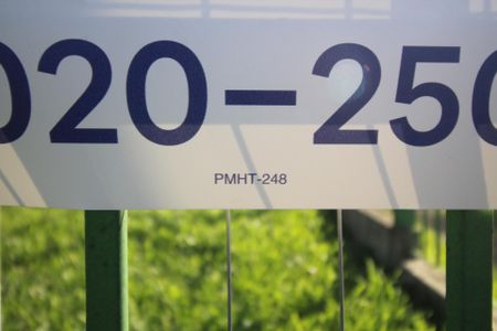 Casa à venda com 200m², 4 quartos e 4 vagasPlaca