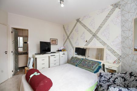 Apartamento à venda com 101m², 3 quartos e 2 vagas Apartamento à venda com 101m², 3 quartos e 2 vagasSuíte
