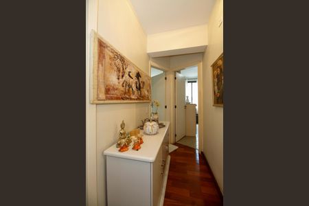 Apartamento à venda com 101m², 3 quartos e 2 vagas Apartamento à venda com 101m², 3 quartos e 2 vagasHall da Área Íntima