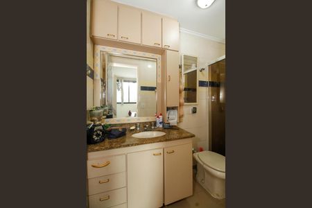 Apartamento à venda com 101m², 3 quartos e 2 vagas Apartamento à venda com 101m², 3 quartos e 2 vagasBanheiro da Suíte