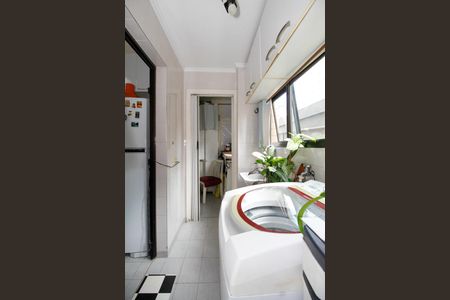 Apartamento à venda com 101m², 3 quartos e 2 vagas Apartamento à venda com 101m², 3 quartos e 2 vagasÁrea de Serviço