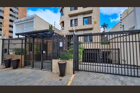 Apartamento à venda com 101m², 3 quartos e 2 vagas Apartamento à venda com 101m², 3 quartos e 2 vagasFachada do Prédio