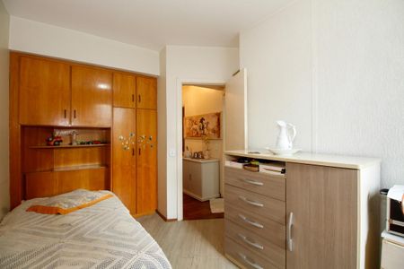 Apartamento à venda com 101m², 3 quartos e 2 vagas Apartamento à venda com 101m², 3 quartos e 2 vagasQuarto 2