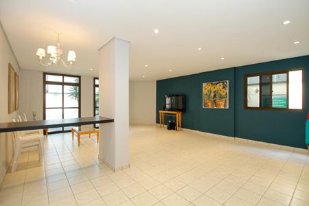 Apartamento à venda com 101m², 3 quartos e 2 vagas Apartamento à venda com 101m², 3 quartos e 2 vagasÁrea Comum - Salão de Festas