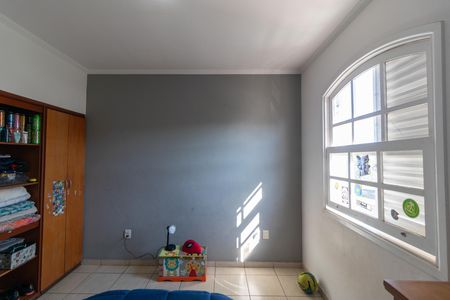 Apartamento à venda com 92m², 2 quartos e 1 vaga Apartamento à venda com 92m², 2 quartos e 1 vagaQuarto 01