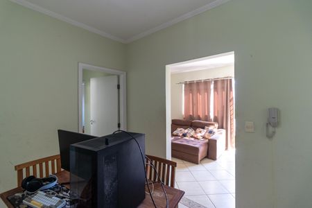 Apartamento à venda com 92m², 2 quartos e 1 vaga Apartamento à venda com 92m², 2 quartos e 1 vagaSalas