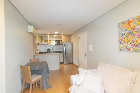 Sala/Cozinha de apartamento à venda com 2 quartos, 42m² em Fátima, Canoas