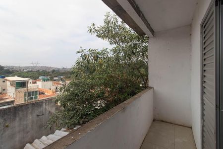 Casa para alugar com 120m², 3 quartos e 2 vagas Casa para alugar com 120m², 3 quartos e 2 vagasVaranda do Quarto 3