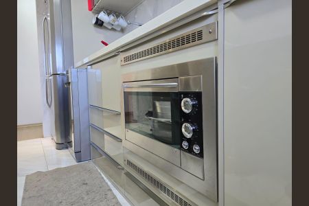Apartamento à venda com 51m², 2 quartos e 1 vaga Apartamento à venda com 51m², 2 quartos e 1 vagaCozinha e Área de Serviço