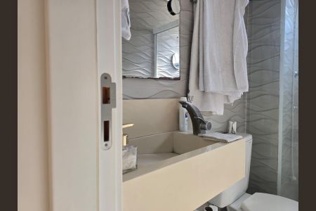 Banheiro Social de apartamento à venda com 2 quartos, 59m² em Ponte Grande, Guarulhos