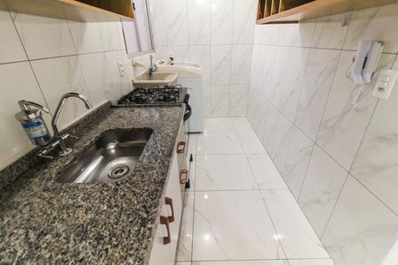 Apartamento para alugar com 39m², 2 quartos e sem vaga Apartamento para alugar com 39m², 2 quartos e sem vagaCozinha e Área de Serviço