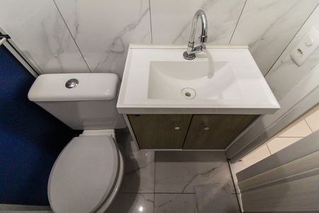 Apartamento para alugar com 39m², 2 quartos e sem vaga Apartamento para alugar com 39m², 2 quartos e sem vagaBanheiro