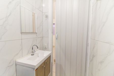 Apartamento para alugar com 39m², 2 quartos e sem vaga Apartamento para alugar com 39m², 2 quartos e sem vagaBanheiro
