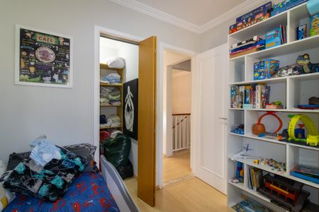 Casa de condomínio para alugar com 245m², 4 quartos e 4 vagas Casa de condomínio para alugar com 245m², 4 quartos e 4 vagasQuarto 2